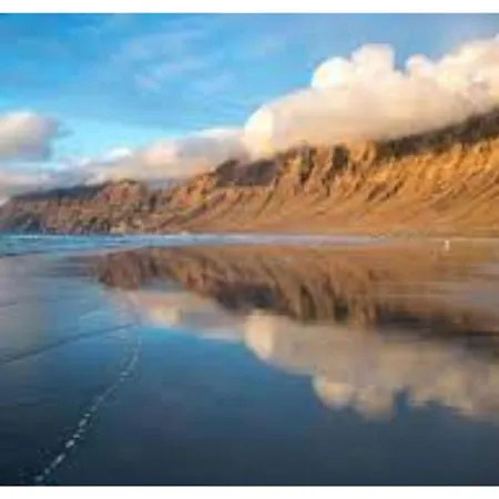 Apartment Casa Erika Caleta De *